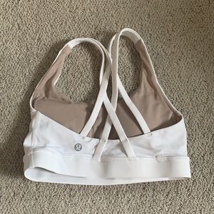 White lululemon sports bra
